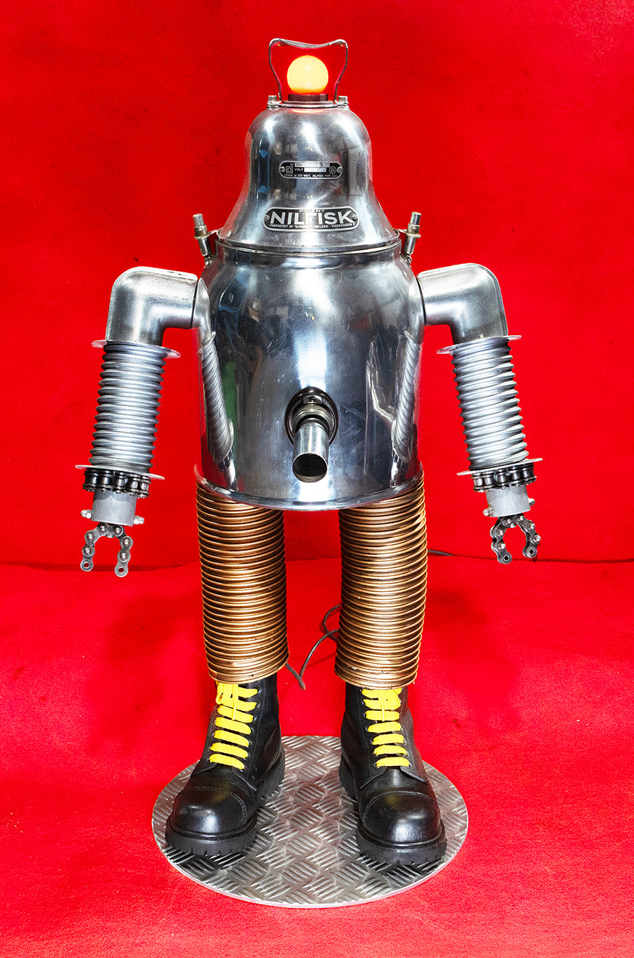 Kunstværk Robotmand Nilfisk